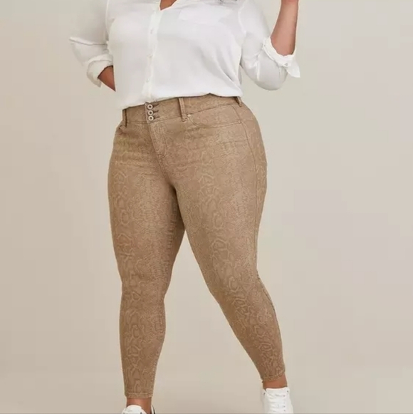 Torrid High Rise Super Skinny Python Jegging 14 - Picture 1 of 5